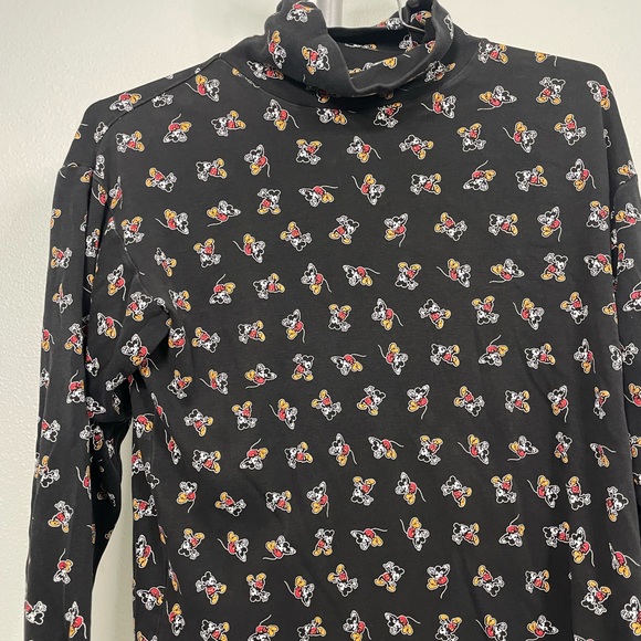 VTG Disney Mickey & Co black turtleneck w/ Mickey Mouse pattern throughout sz XL - Picture 2 of 8